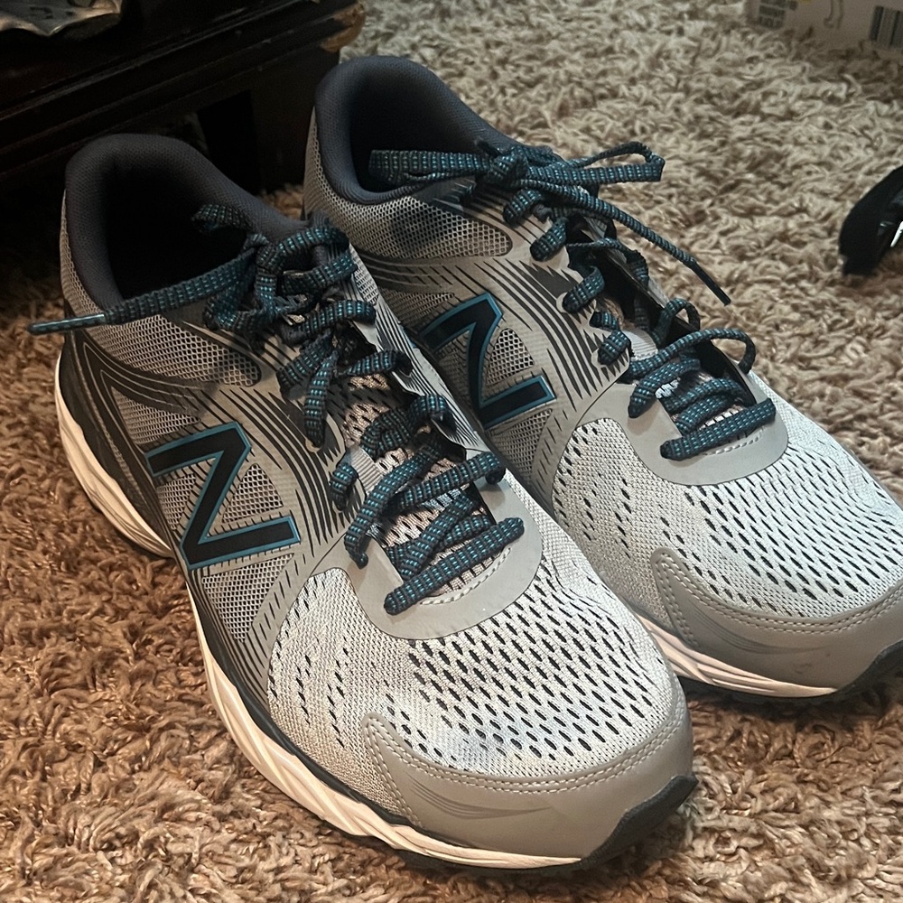 New Balance Men's Gray and Blue Athletic Shoes